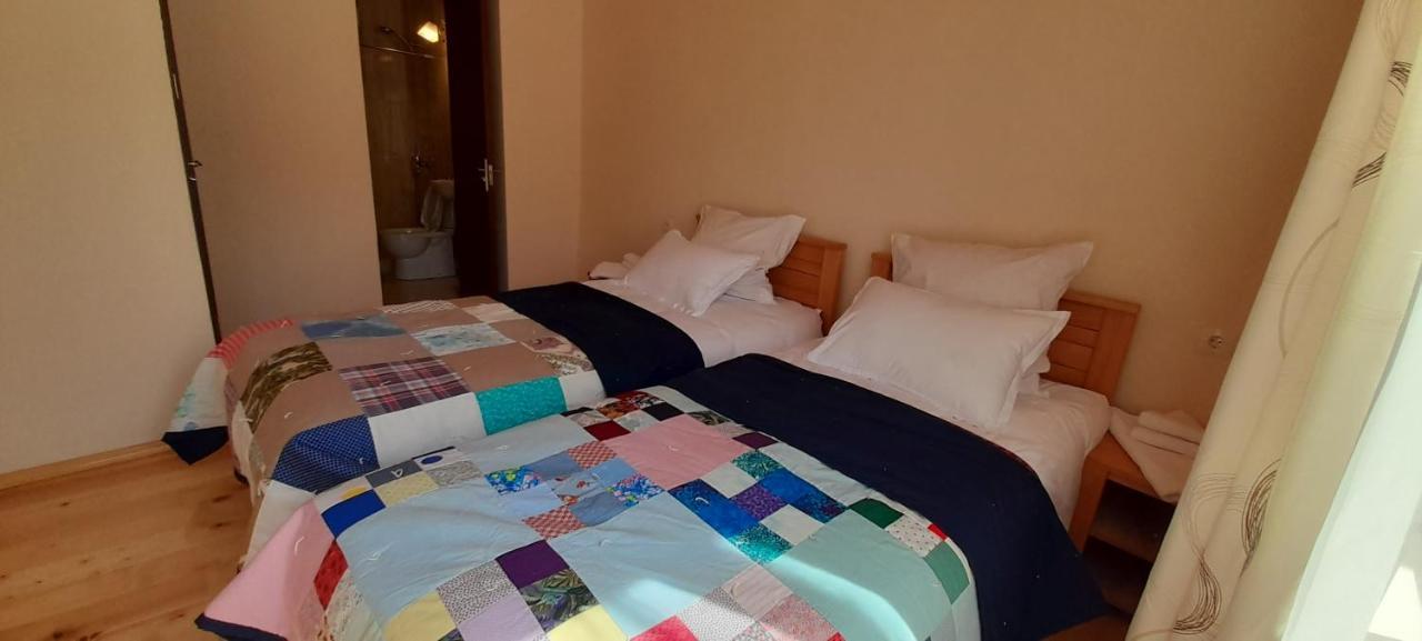 Guest house Lekhtagi Mestia Extérieur photo