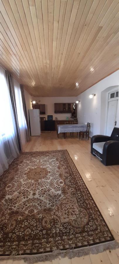 Guest house Lekhtagi Mestia Extérieur photo