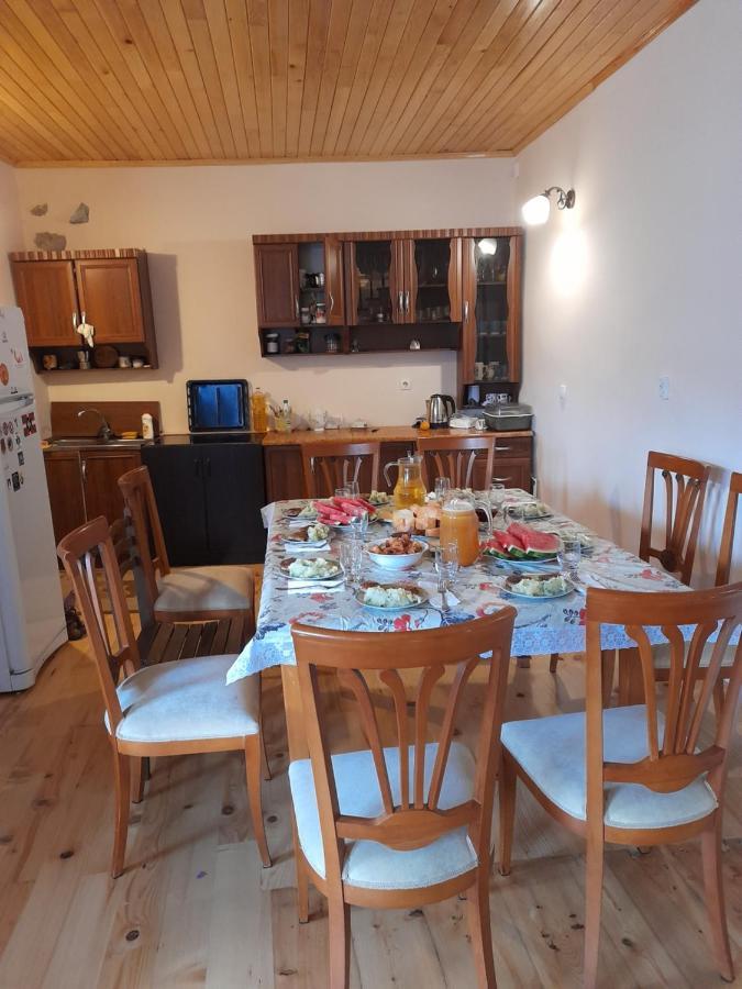 Guest house Lekhtagi Mestia Extérieur photo